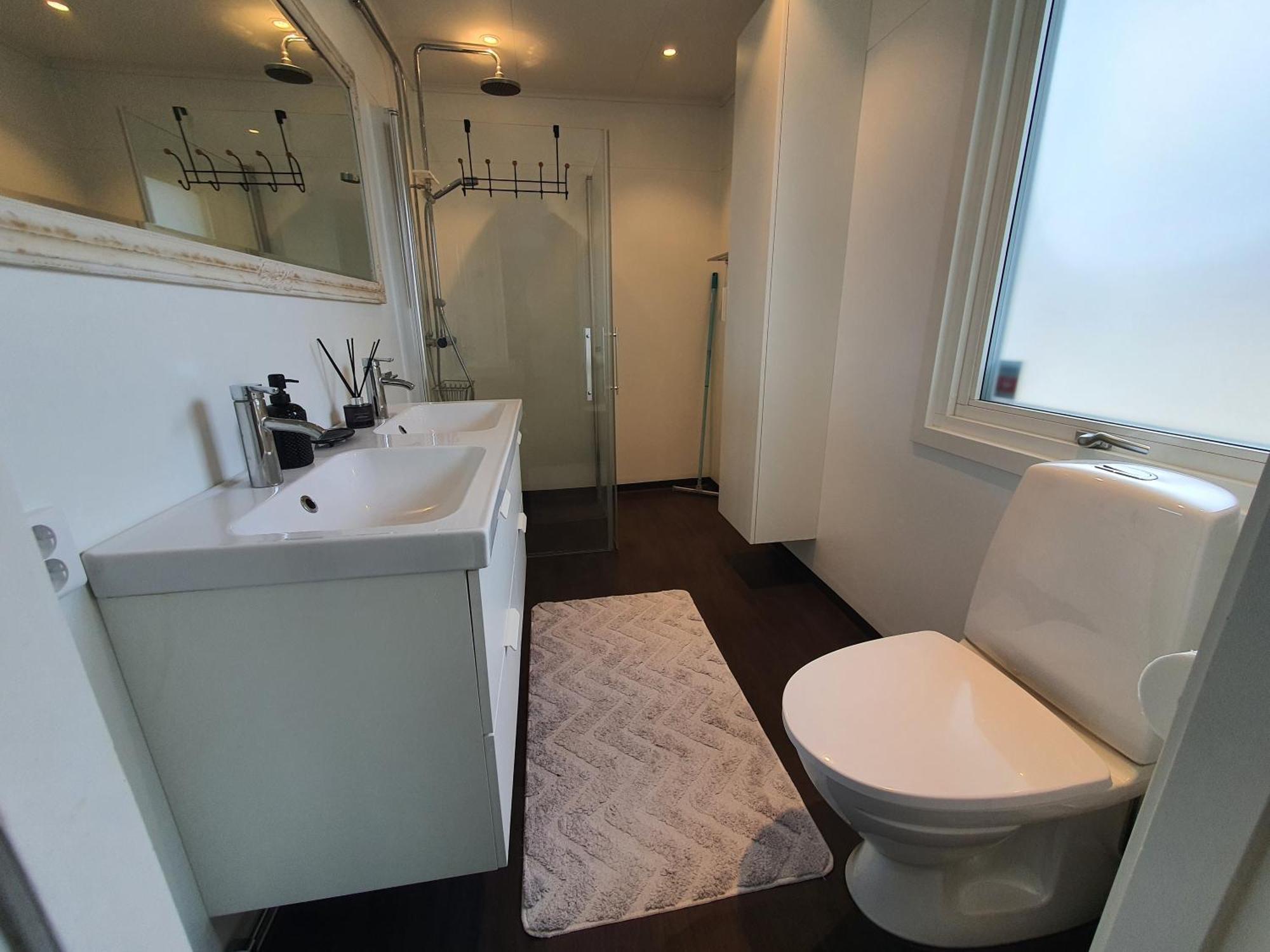"Klippstigen" Villa For 10 Persons With Massage Chair, Sauna And Billiard Table Hultsfred Habitación foto