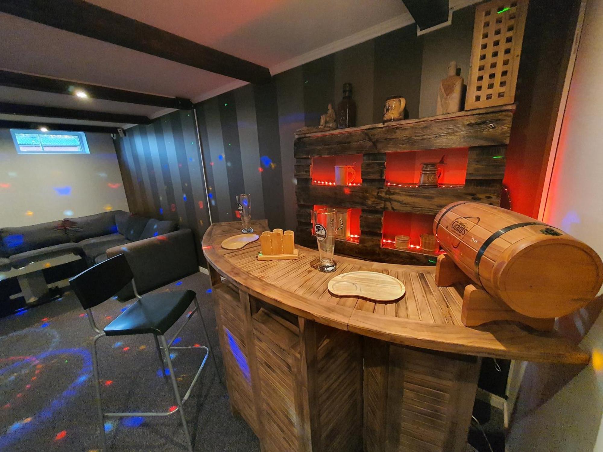"Klippstigen" Villa For 10 Persons With Massage Chair, Sauna And Billiard Table Hultsfred Habitación foto